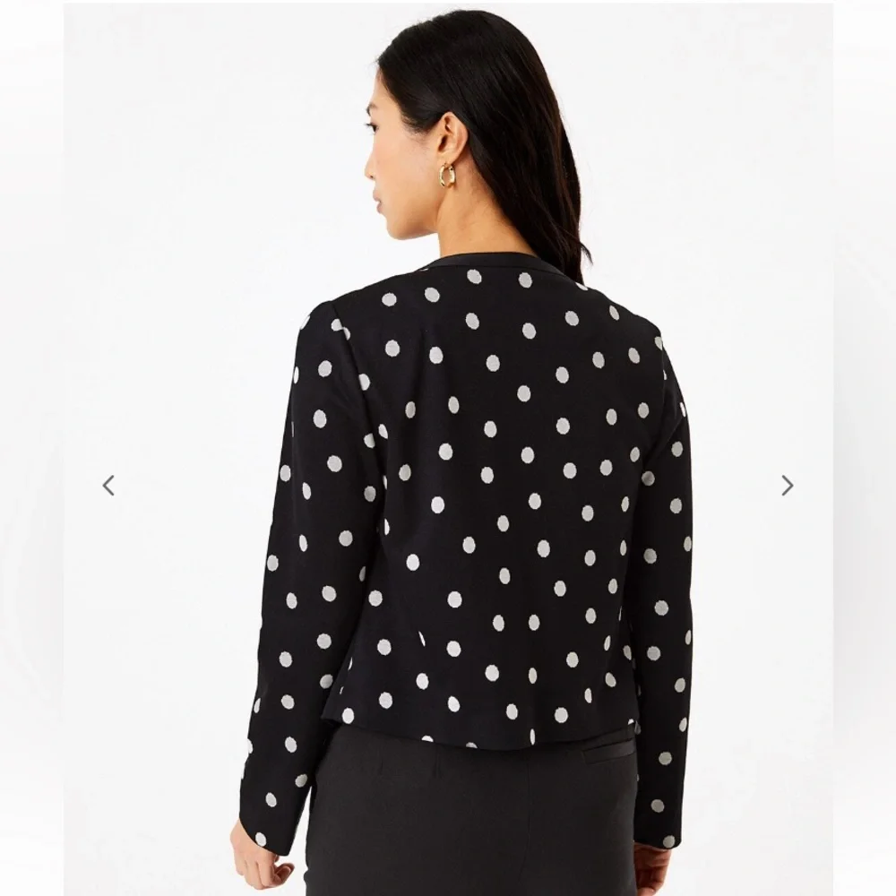 Marks & Spencer
Polka-Dot Print lacket - Picture 3 of 7